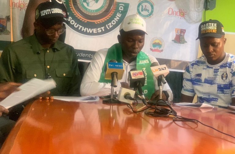 66D8EE25-E138-4F12-A642-01A6075B8486